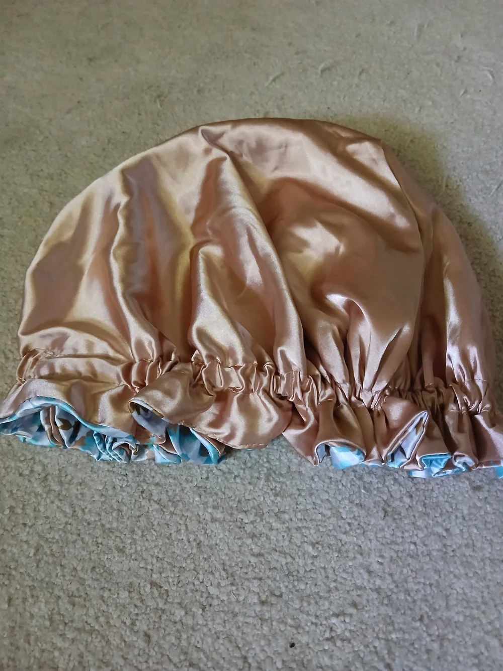 Bounce Curl Reversible Satin Bonnet in Aqua and Champagne Medallion Print